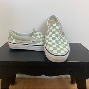 EUC Vans Classic Slip On